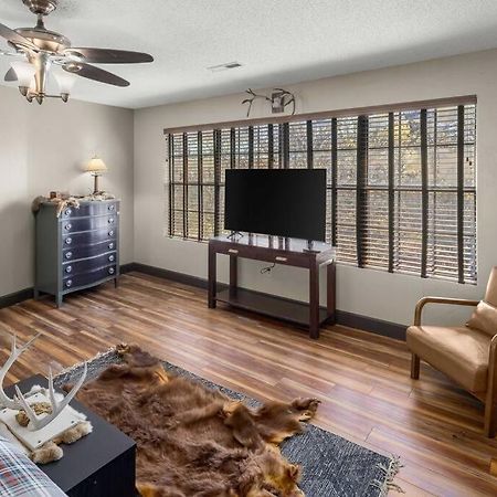Stonegate Lodge Bear'S Den Kitchen, Pool, Firepit, Wifi ,Smart Tvs Eureka Springs Bagian luar foto