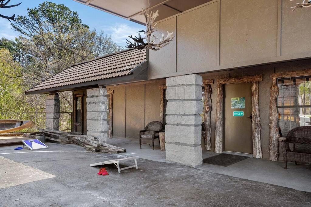 Stonegate Lodge Bear'S Den Kitchen, Pool, Firepit, Wifi ,Smart Tvs Eureka Springs Bagian luar foto